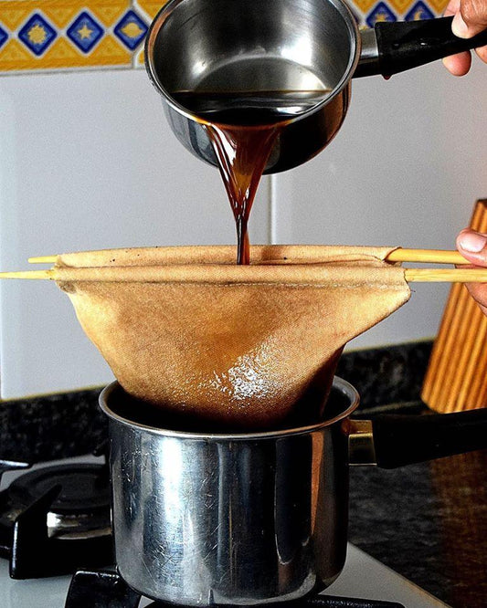 Cafe Colado, A tipical Way Older Latin American Families Used to Make Coffee. | Kafetos Coffee